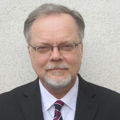 Dr Graeme Garrard
